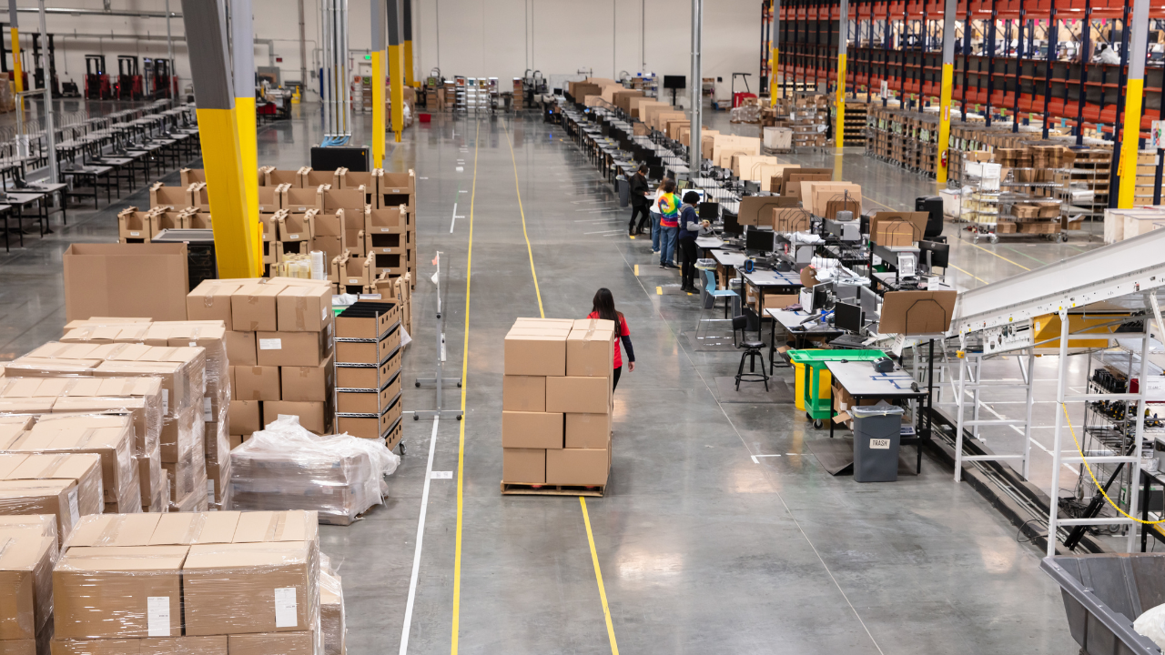 Why Warehousing & Outsourced Fulfillment? The Key to E-commerce Success